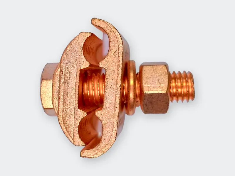 Conector de bronce forjado con acabado cobreado, con perno y tuerca